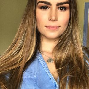 Meet your Posher, Brianna